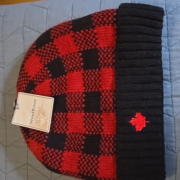 WINDRIVER HERITAGE COLLECTION TOQUE - Picture 1 of 3